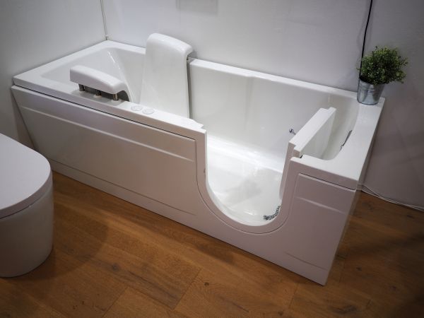 Cost of Walk In Tub Repair in Wichita